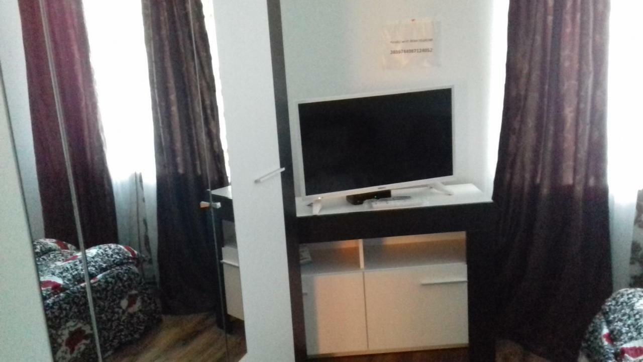 Casa Leonardo Otel Haţeg Dış mekan fotoğraf